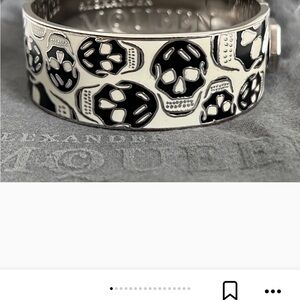 Alexander McQueen Silver and Black Skull Bangle Bracelet